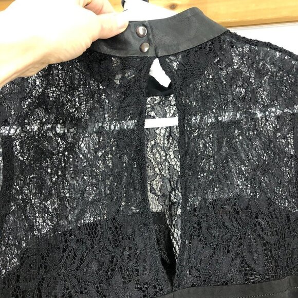 Cut 25 by Yigal Azrouel BlackLeather High Collar Sleeveless Lace Blouse Sz L - Picture 5 of 13
